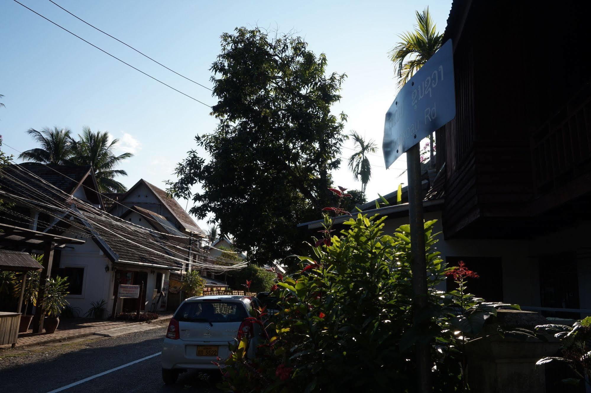 Mani Home Luang Prabang Exteriör bild